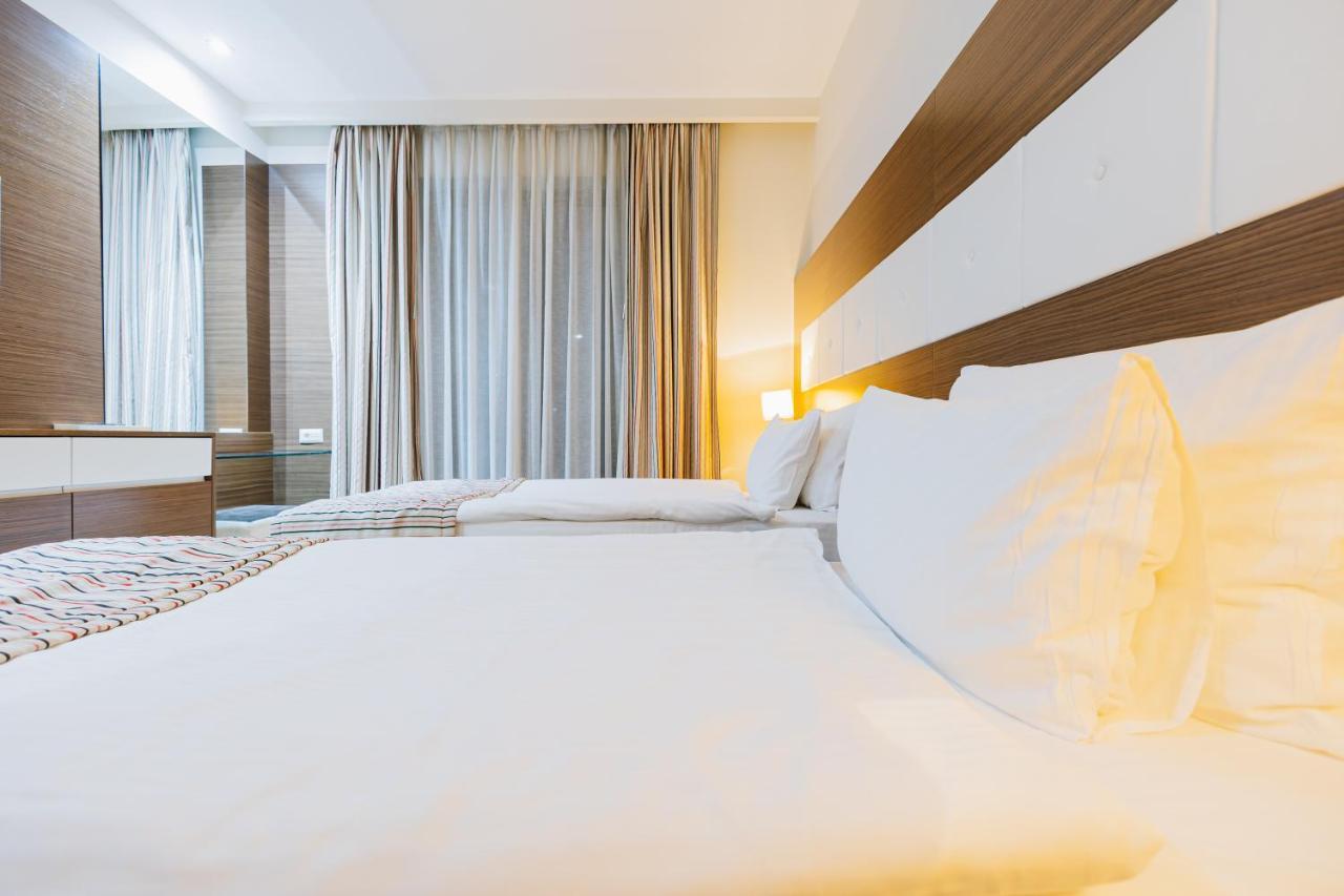 Hotel Dukagjini Peje Ngoại thất bức ảnh