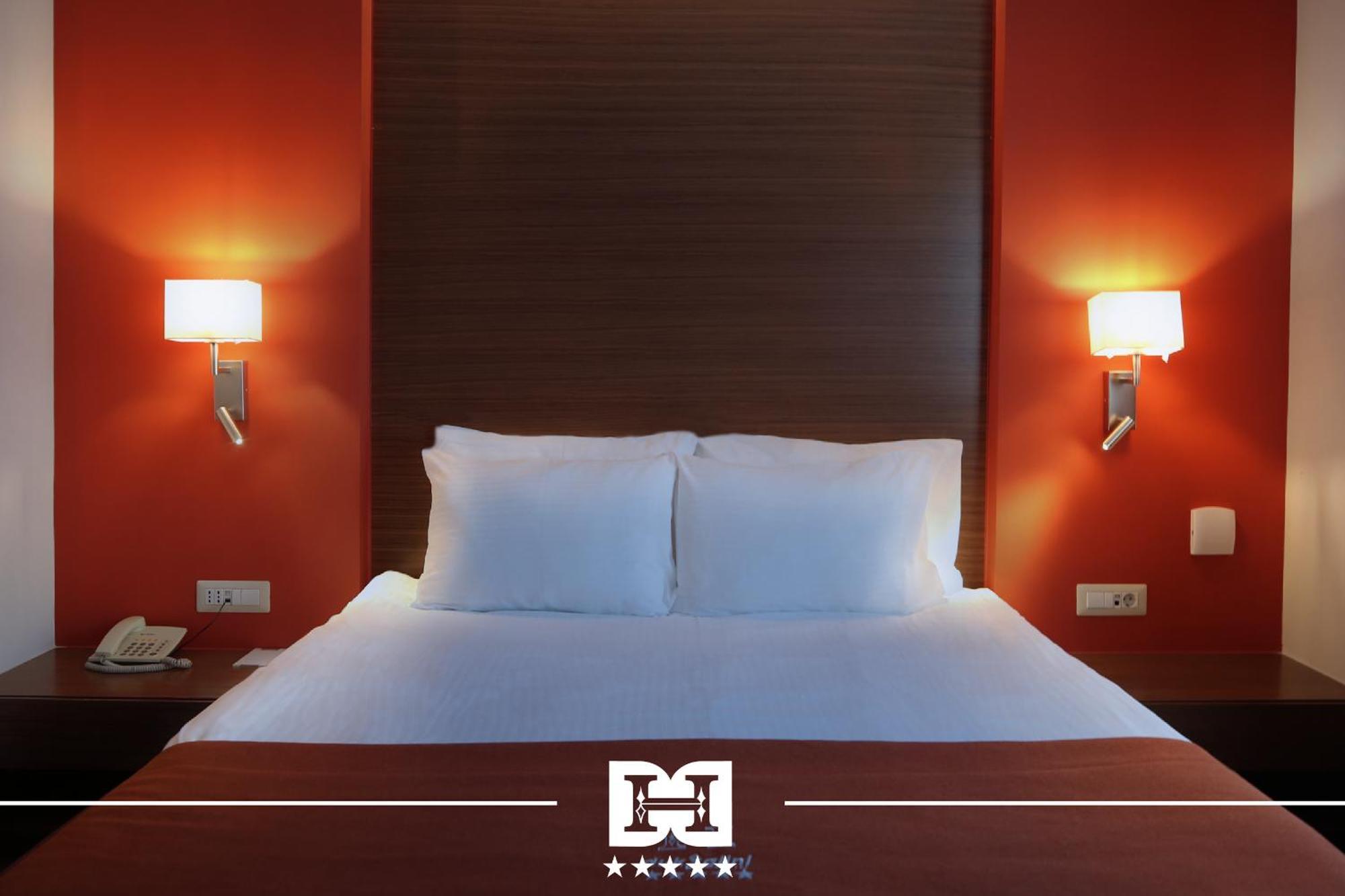 Hotel Dukagjini Peje Ngoại thất bức ảnh