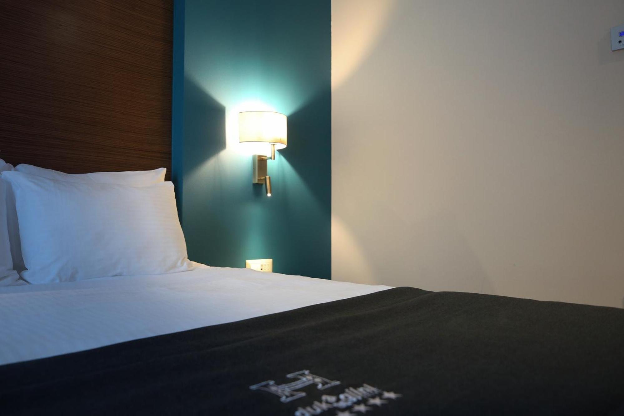 Hotel Dukagjini Peje Ngoại thất bức ảnh