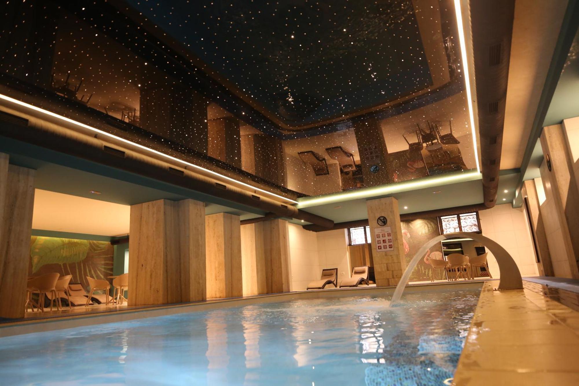 Hotel Dukagjini Peje Ngoại thất bức ảnh